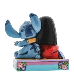 Lilo Hugging Stitch