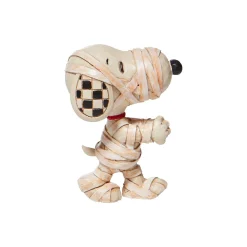 Mini Snoopy As Mummy
