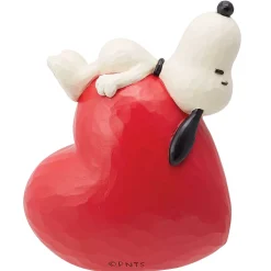 Snoopy Laying On Heart